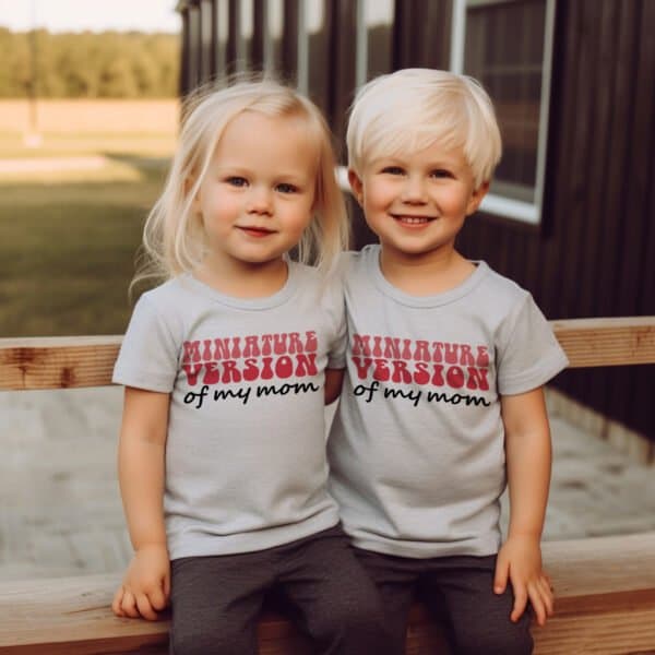 Tee-Miniature-Version-of-my-Mom