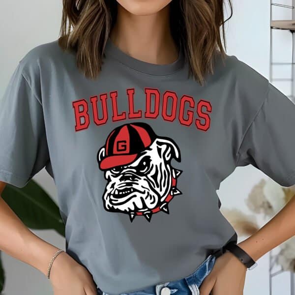 Bulldogs head with hat - Georgia Varsity Tee